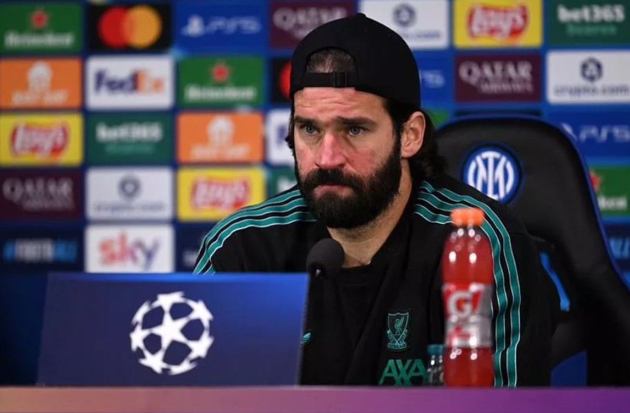 อลิสซอน ‘ไม่พอใจ’ กับสถานการณ์ของโมฮาเหม็ด ซาลาห์ และจะพูดคุยกับเขา ufabet 